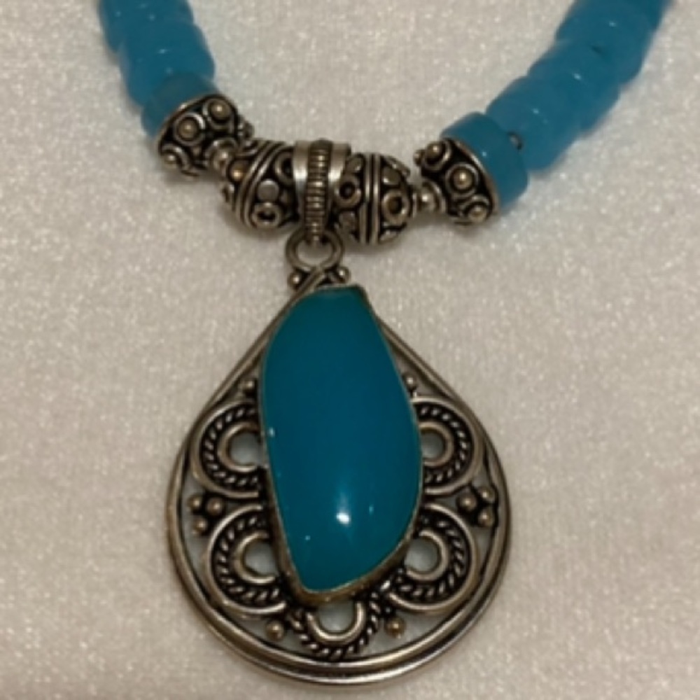 Euc 925 Silver & Blue Necklace - image 3